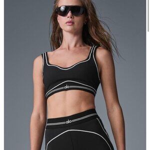 ALO Yoga Black Heartthrob Airbrush Black & Medium Sportt Bra